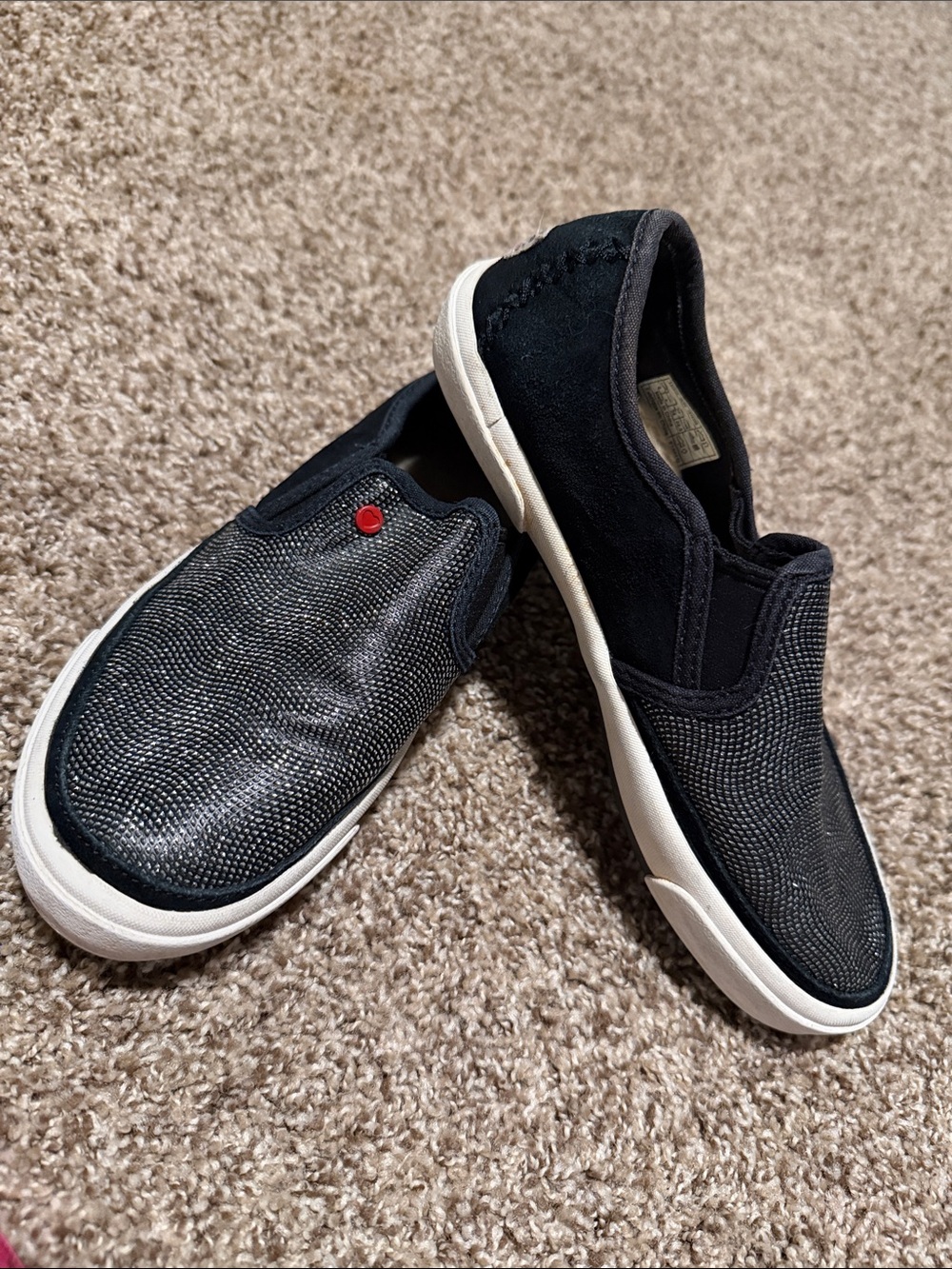 Kids Sparkly UGG Slip-ons (4)